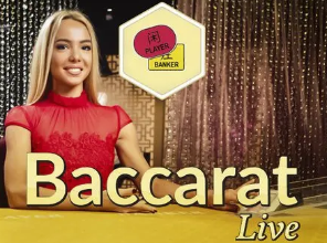 仍在理论！赛后邓弗里斯不断找裁判理论，抗议此前丢球犯规在先